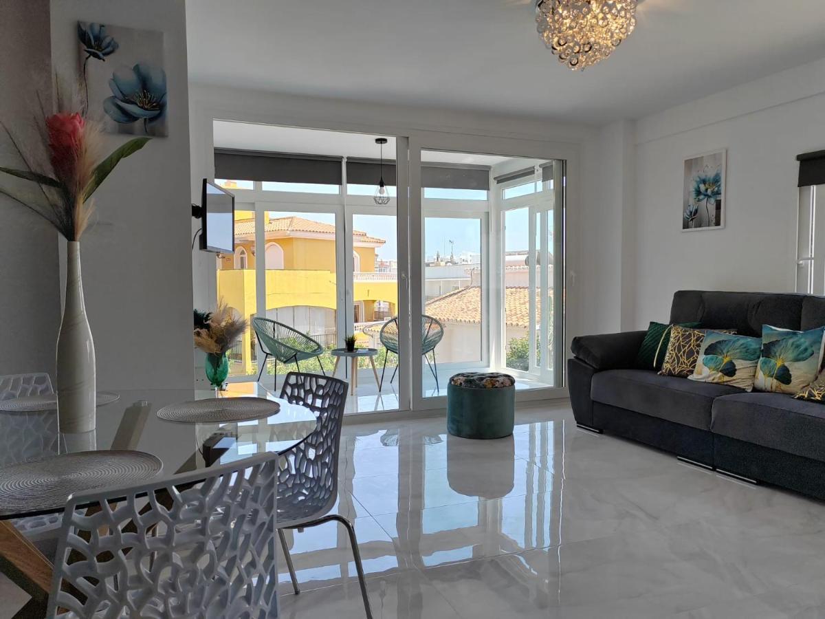 Apartamento La Torre,200M Hasta La Playa 베날마데나코스타 외부 사진