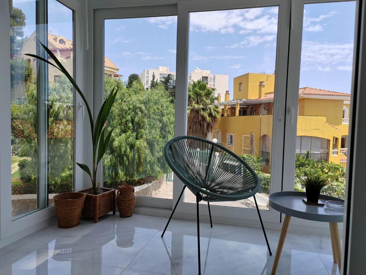 Apartamento La Torre,200M Hasta La Playa 베날마데나코스타 외부 사진