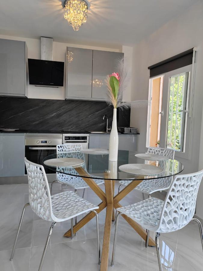 Apartamento La Torre,200M Hasta La Playa 베날마데나코스타 외부 사진