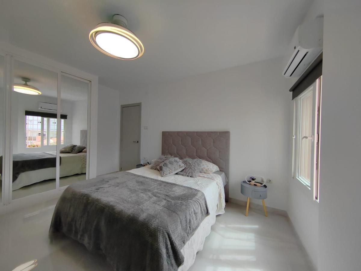 Apartamento La Torre,200M Hasta La Playa 베날마데나코스타 외부 사진